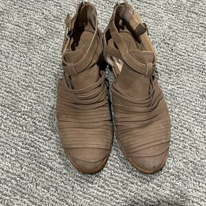 Vince Camuto shoes